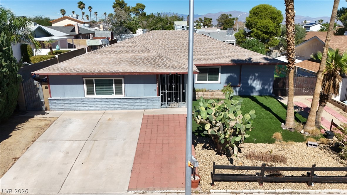 7224 William Anders Avenue — photo