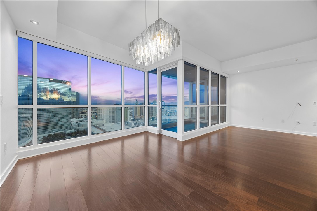 4575 Dean Martin Drive 3009 — photo