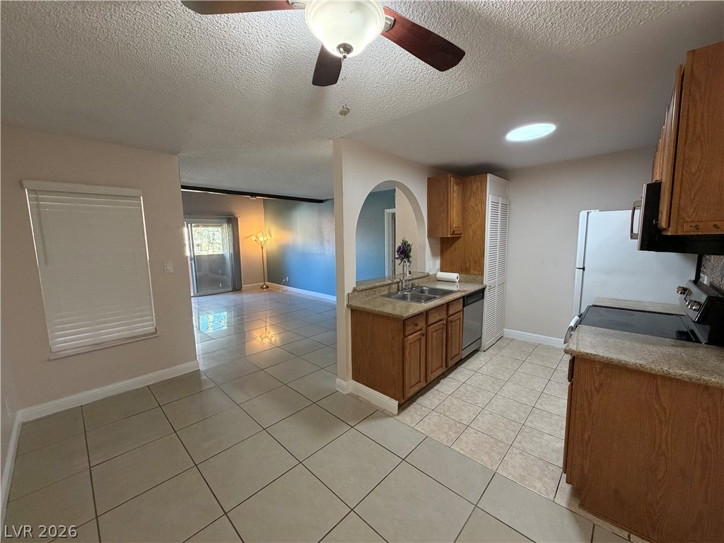 1515 East Reno Avenue 201 — photo