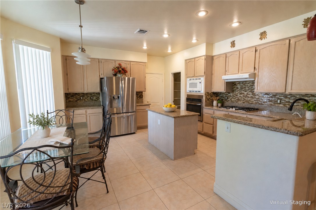 2880 Cooper Creek Drive — photo