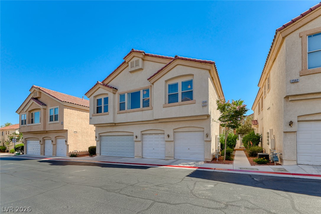 2560 Land Rush Drive — photo