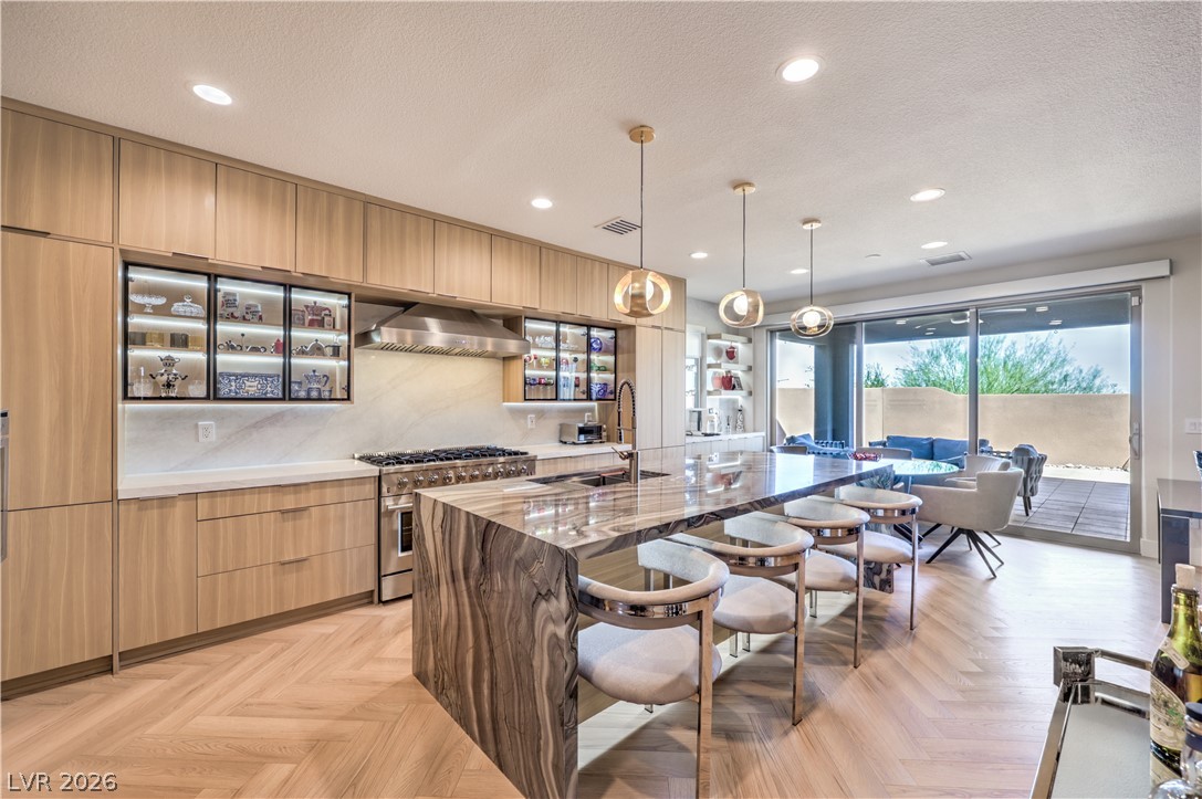 10470 Dove Meadow Way — photo