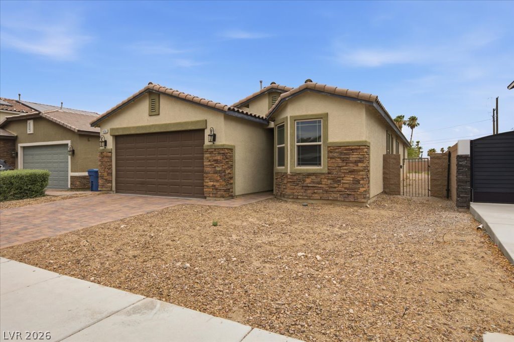 4744 High Anchor Street — photo