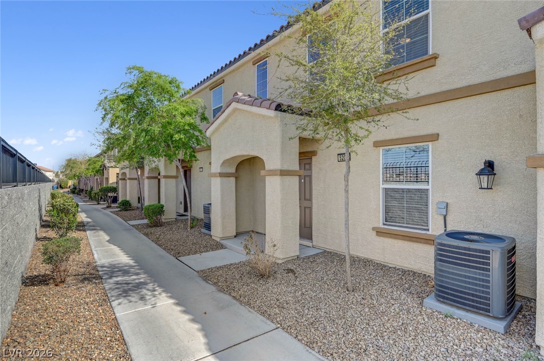 621 Palm Wash Lane — photo