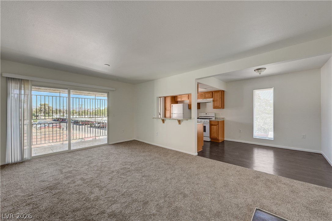 1405 Vegas Valley Drive Unit 162 — photo