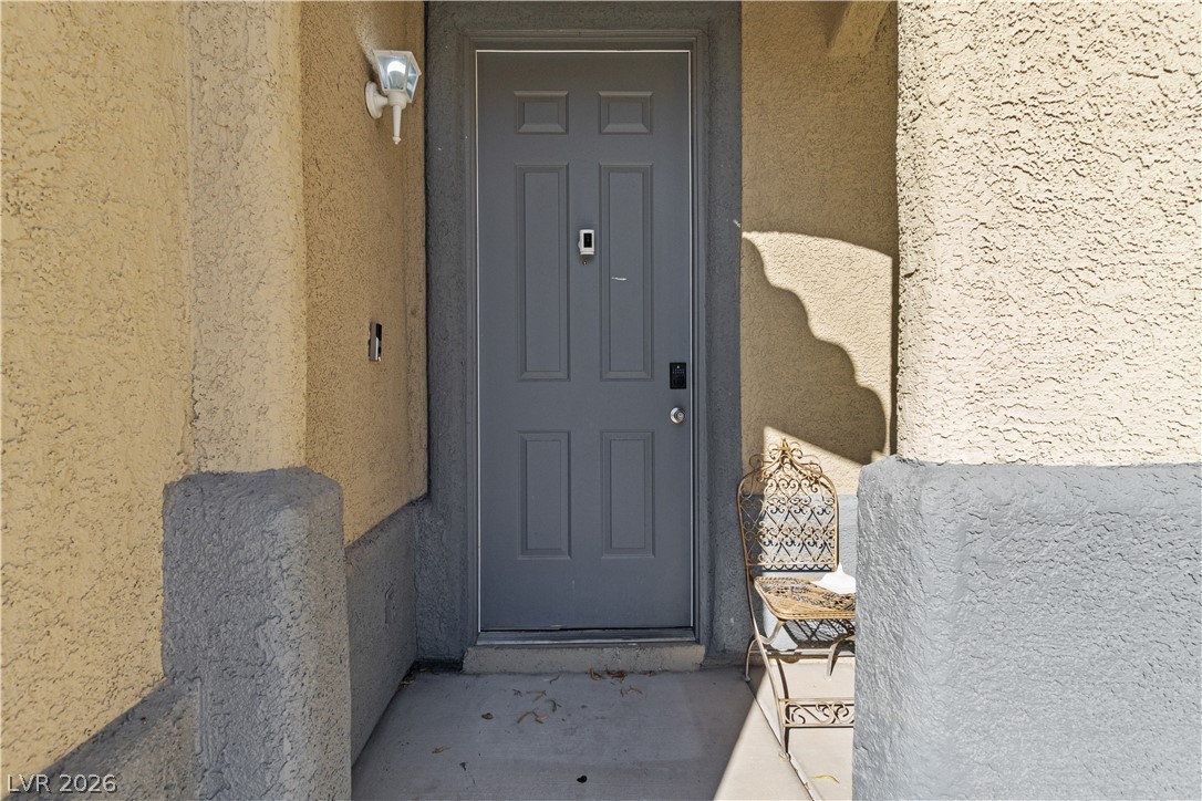 5015 Droubay Drive — photo