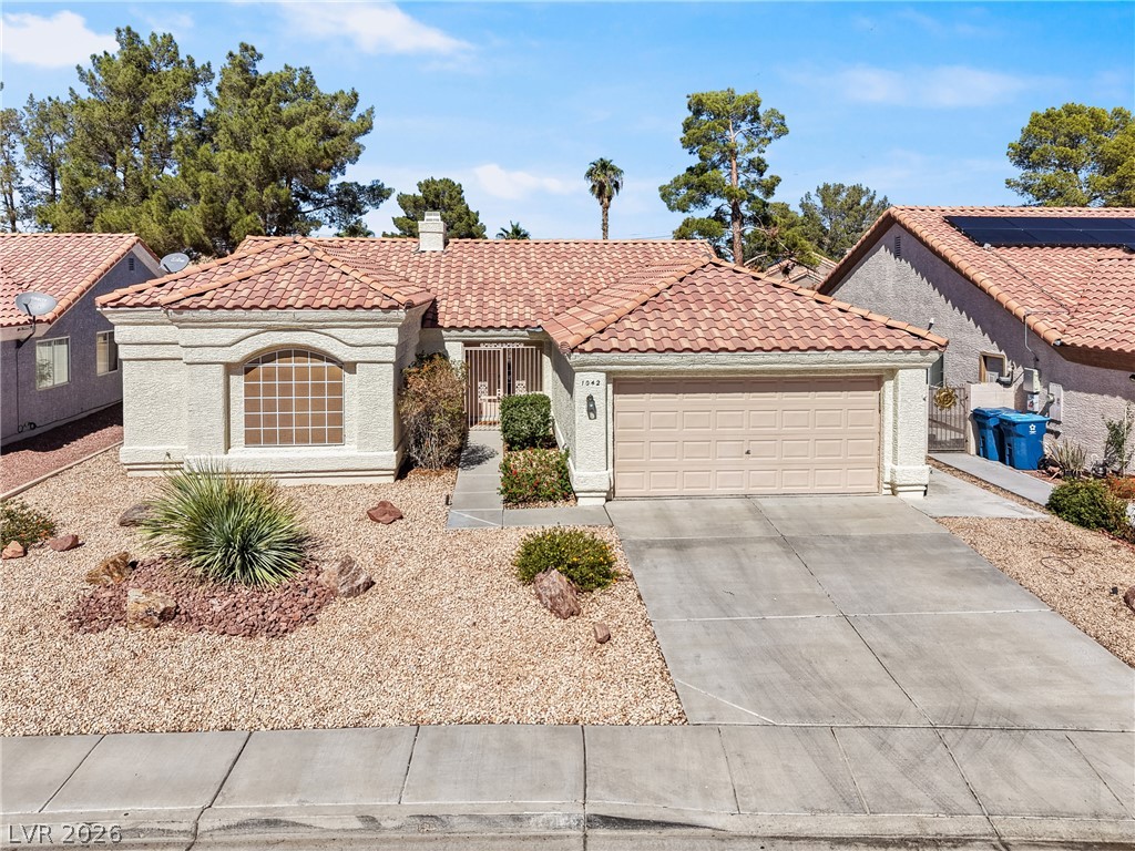 1042 Wainwright Court — photo