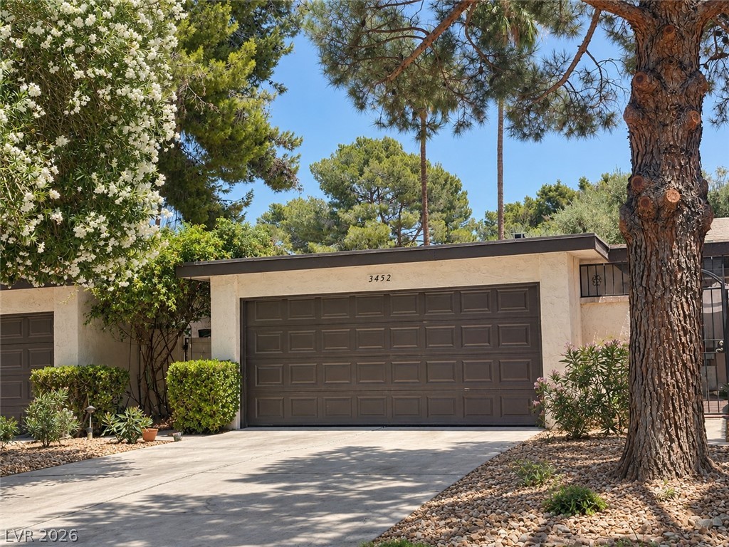 3452 Manzano Circle — photo