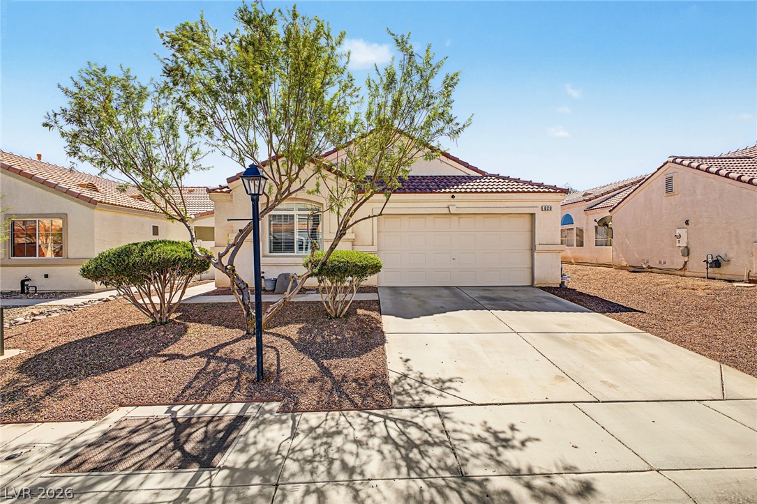 629 Lava Beds Way — photo