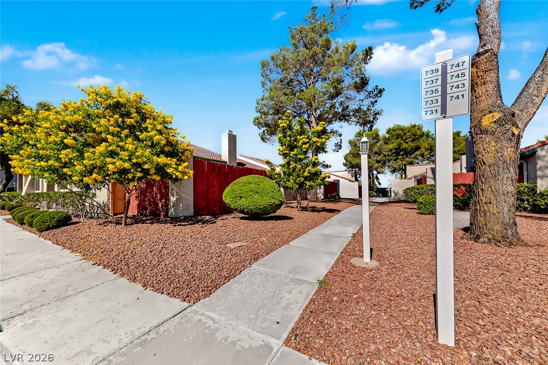 737 Heritage Vista Avenue — photo