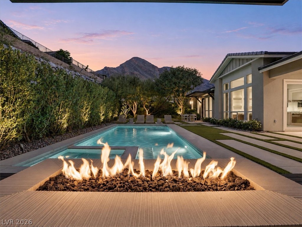 11141 Luna Blanca Drive — photo