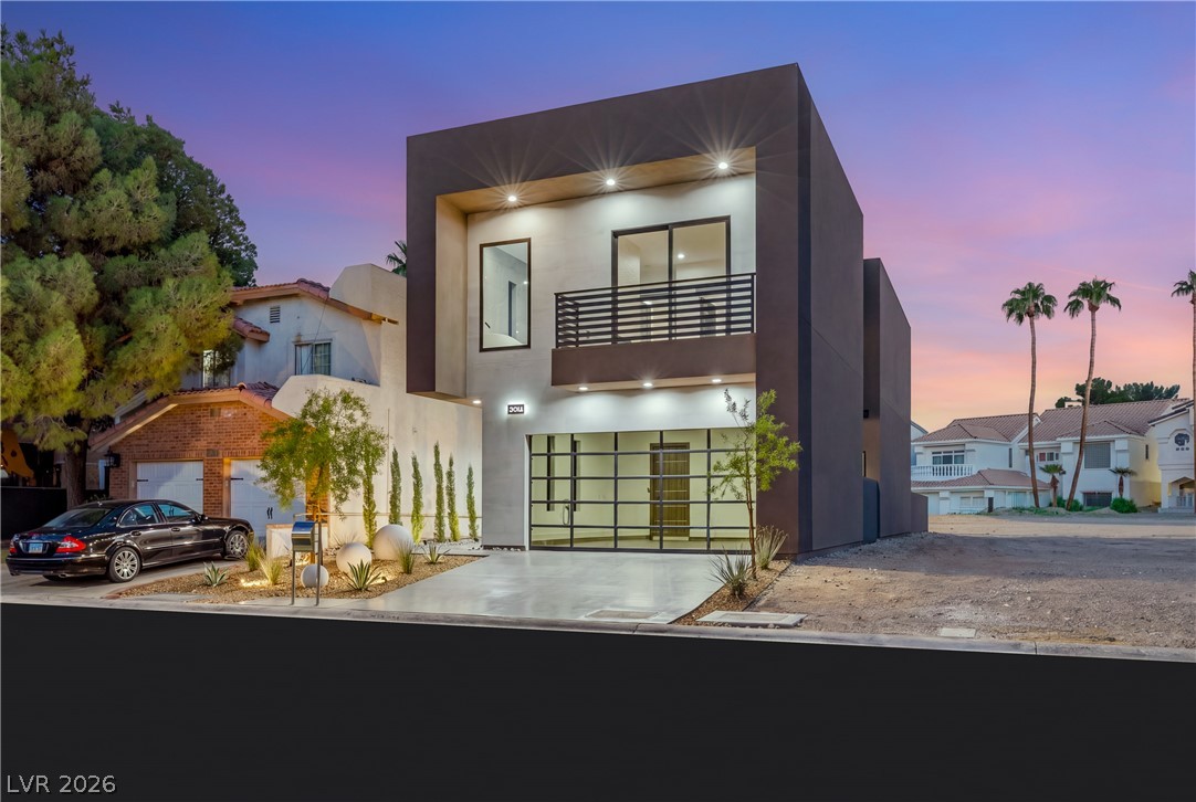 2824 Queens Courtyard Drive — photo