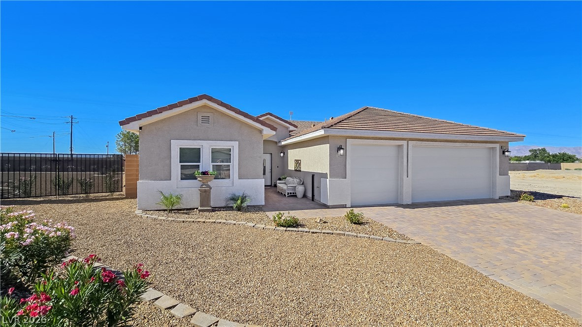 5471 Lincolnwood Court — photo