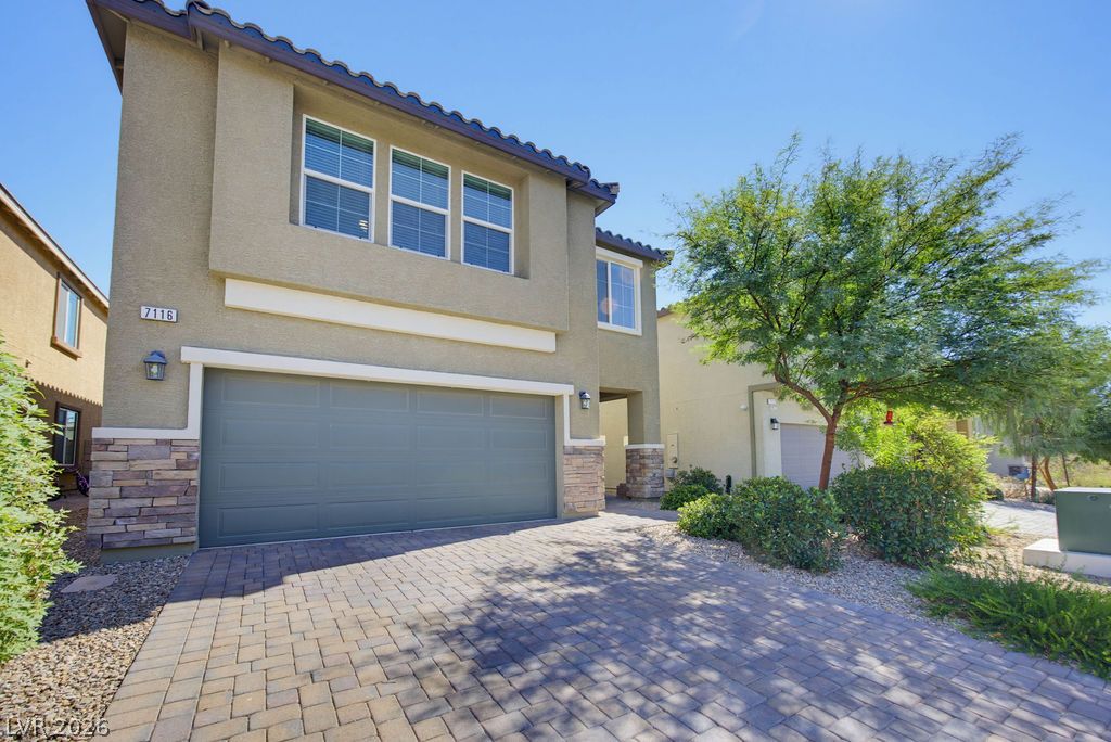 7116 Woodrow Ranch Street — photo