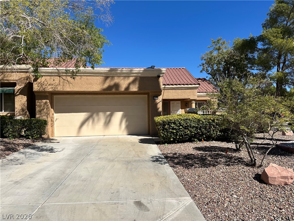 8700 Shorecliff Drive — photo