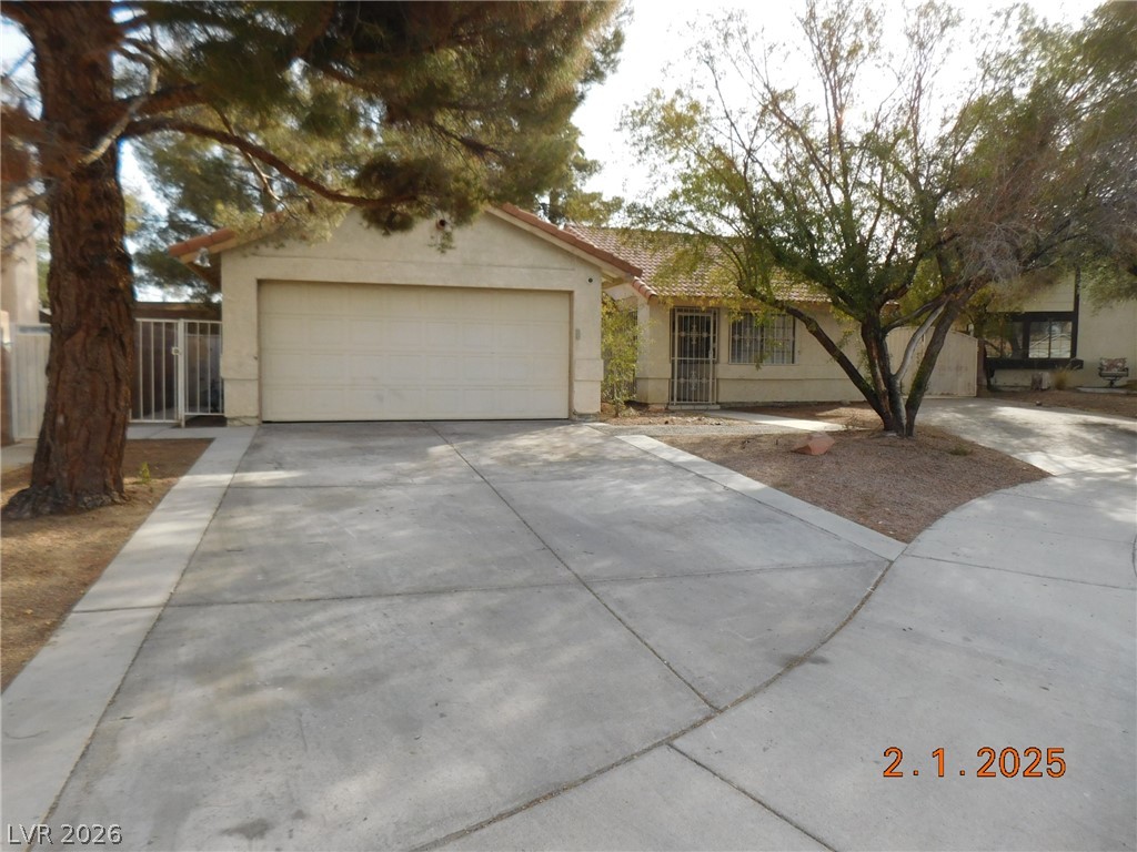 384 Norlina Court — photo