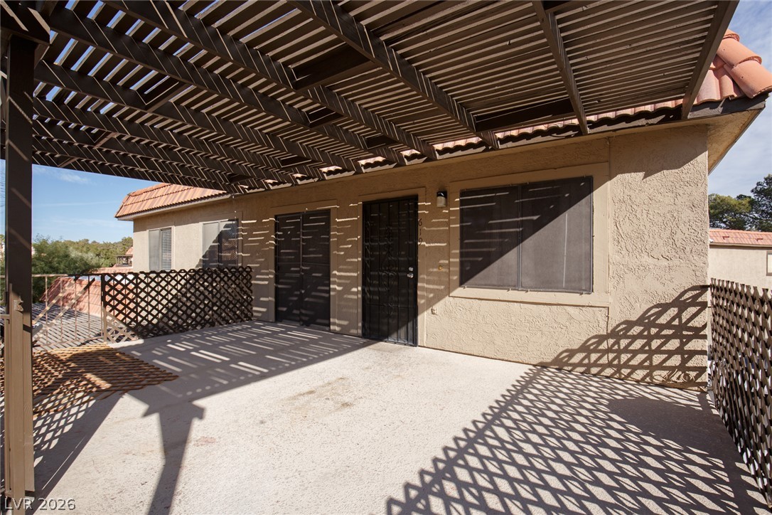 619 Pepper Tree Circle Unit 1 — photo