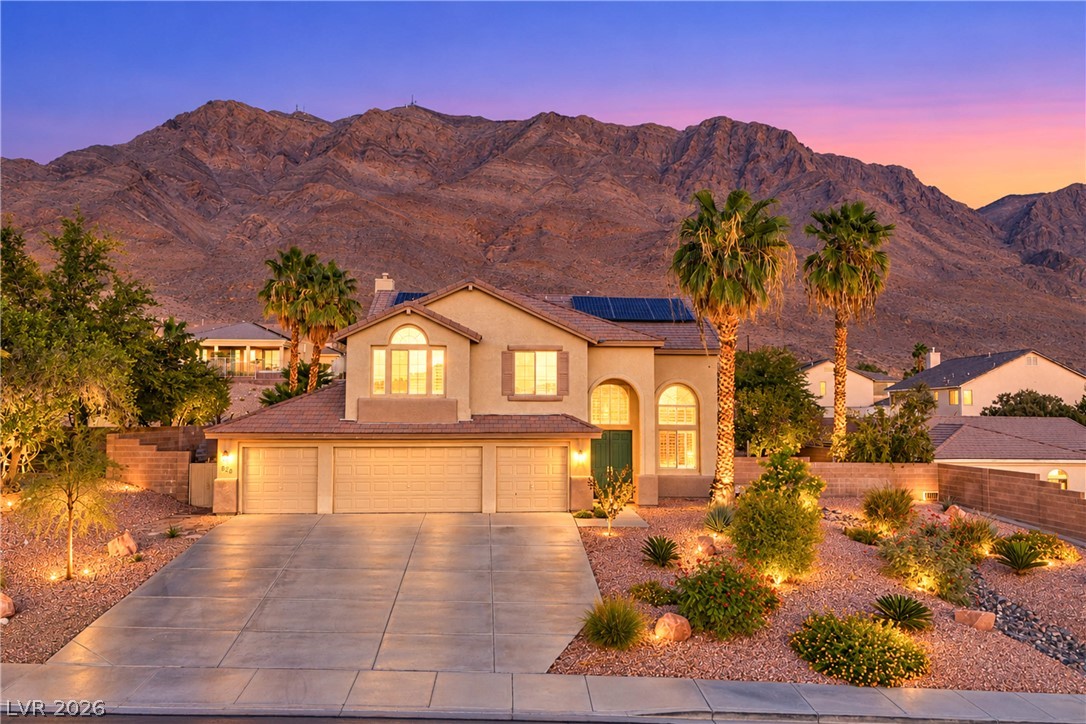 828 Temple View Drive — photo