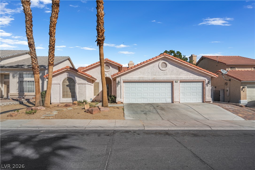 6576 Goldencreek Way — photo
