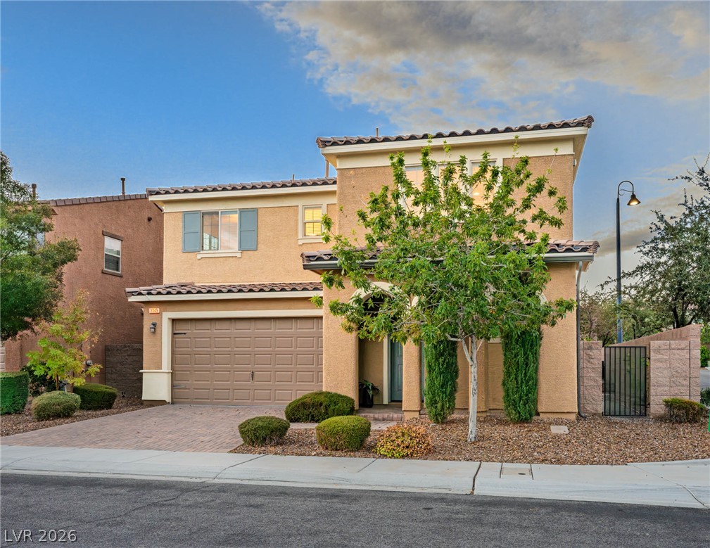 3045 Quiet Creek Avenue — photo