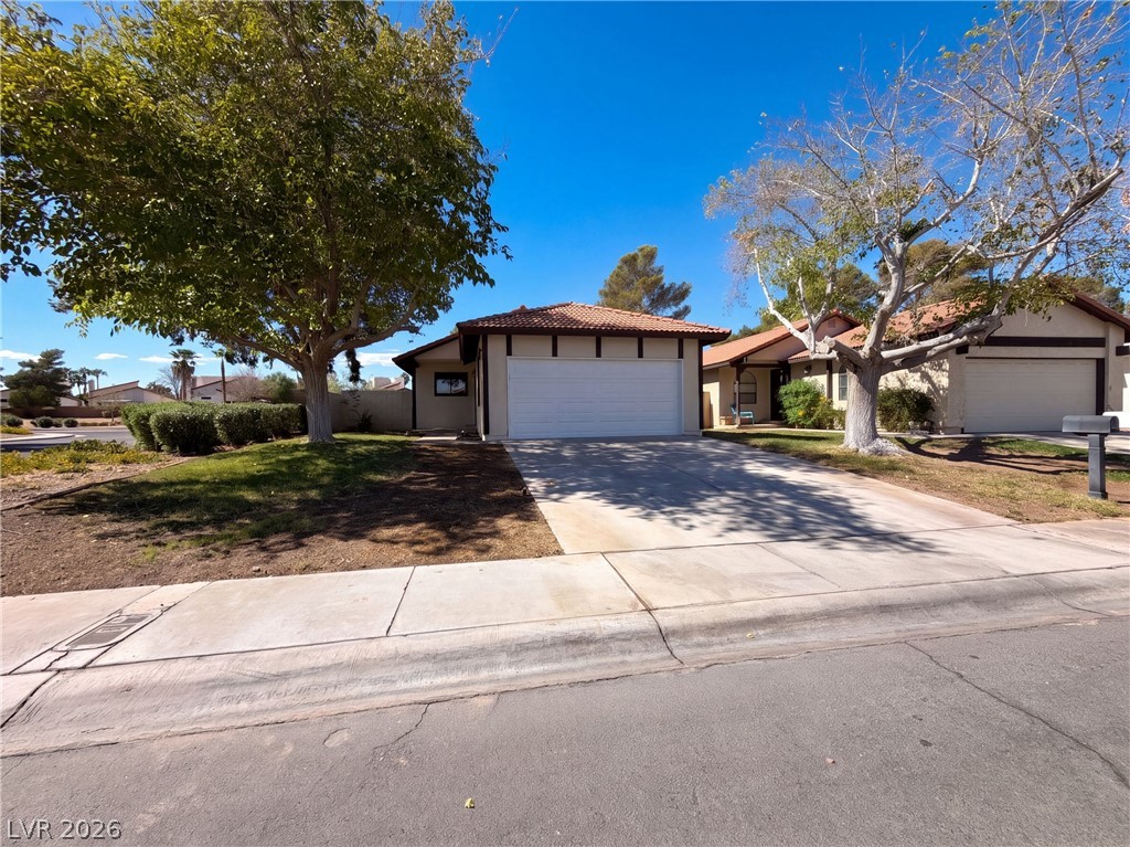 3924 Applecrest Street — photo