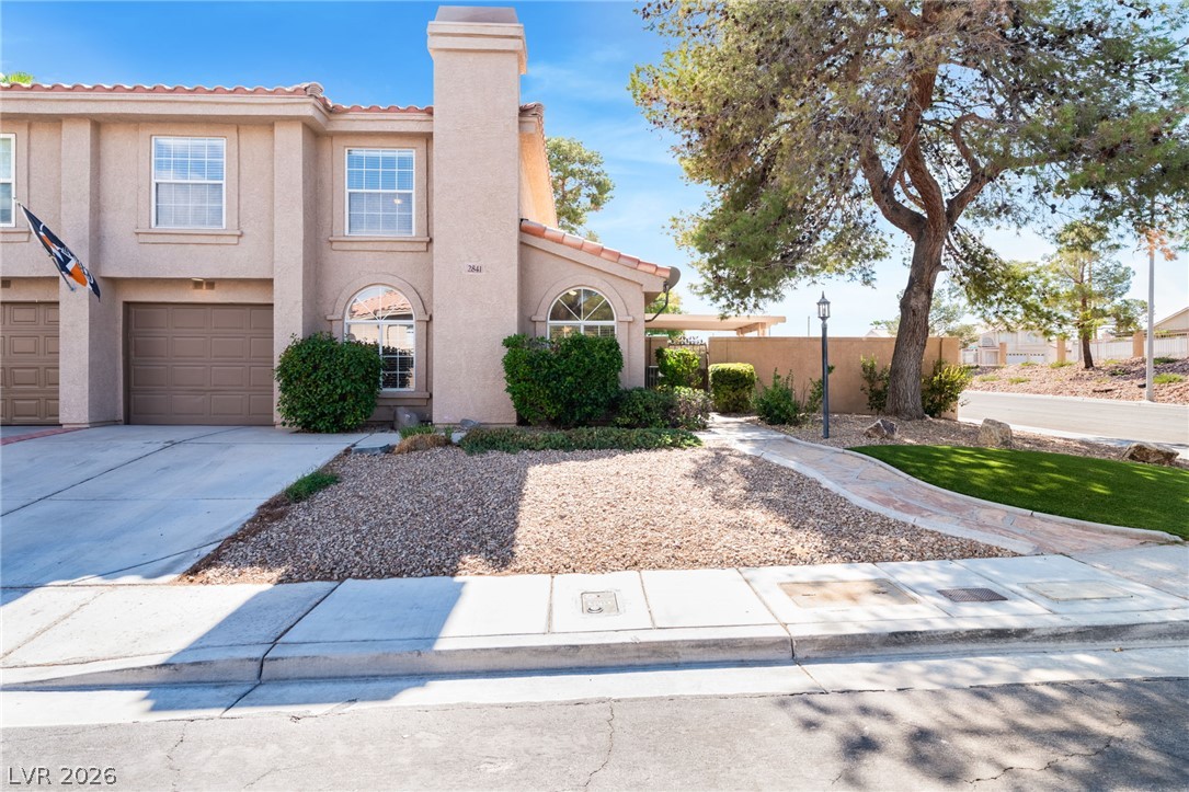 2841 Floral Peak Drive — photo