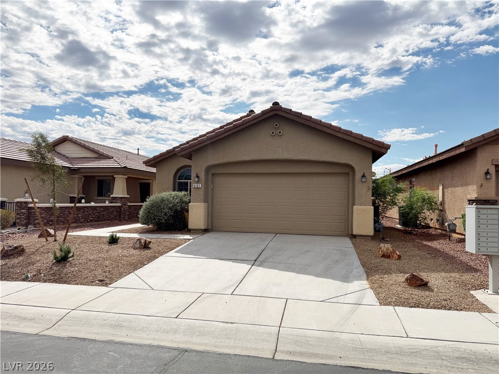 6101 Saddle Horse Avenue — photo