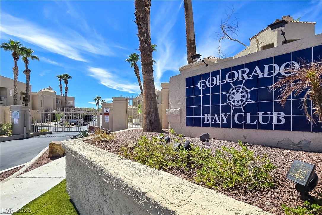2240 Highpointe Drive Unit 201 — photo
