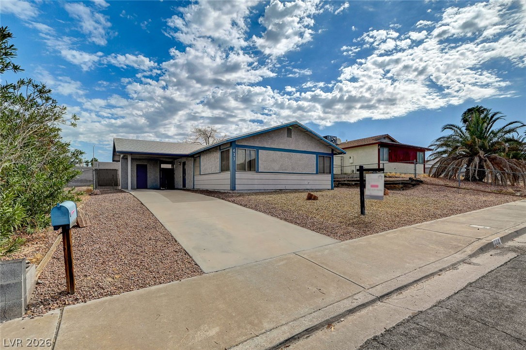 433 Bottle Brush Way — photo