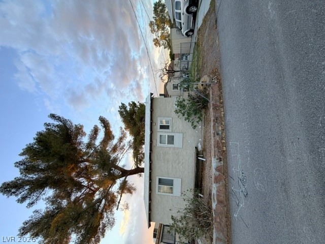 705 a 1/2 — photo