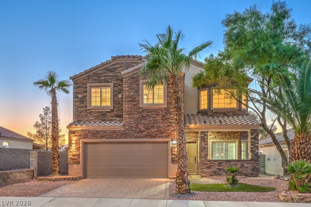 1231 Diamond Valley Street — photo