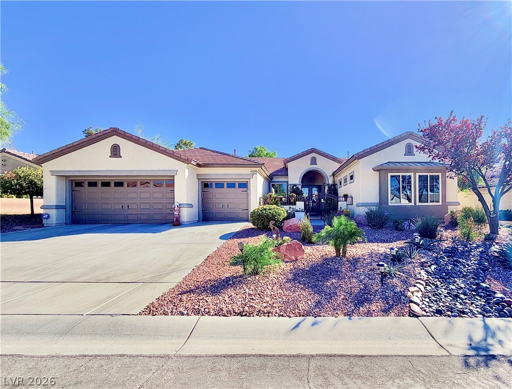 2563 Collinsville Drive — photo