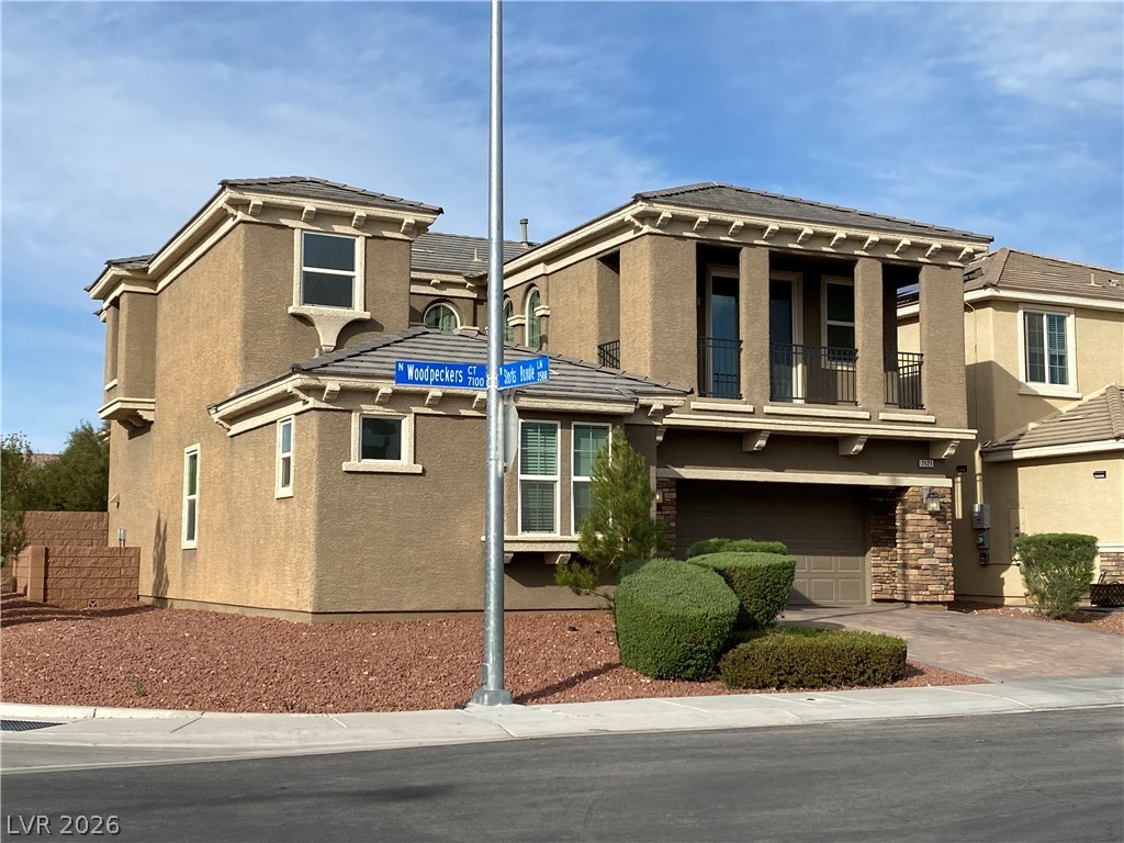 7121 Woodpeckers Court — photo