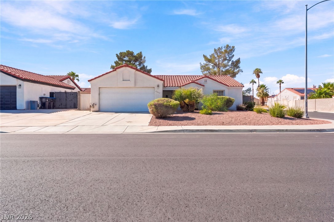 4219 Famoso Drive — photo