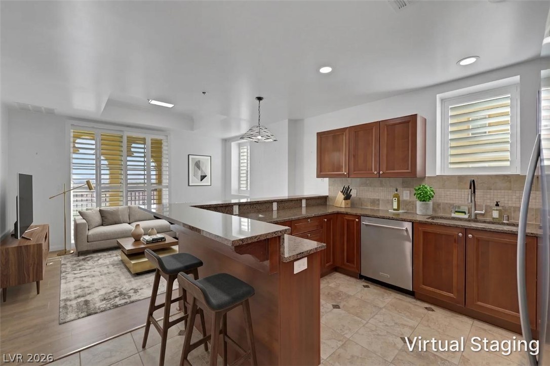 2405 West Serene Avenue Unit 639 — photo