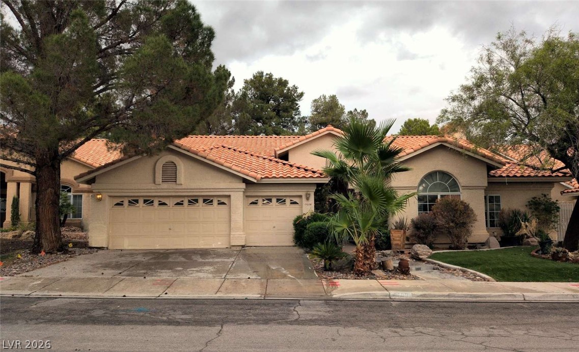 9108 Covered Wagon Avenue — photo