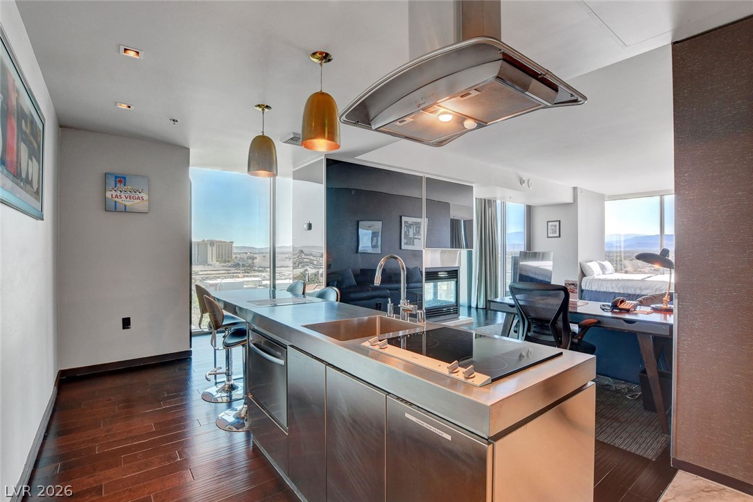 4381 West Flamingo Road Unit 1121 — photo