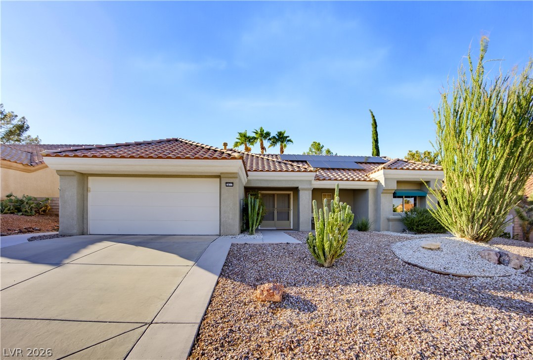 2817 Lotus Hill Drive — photo