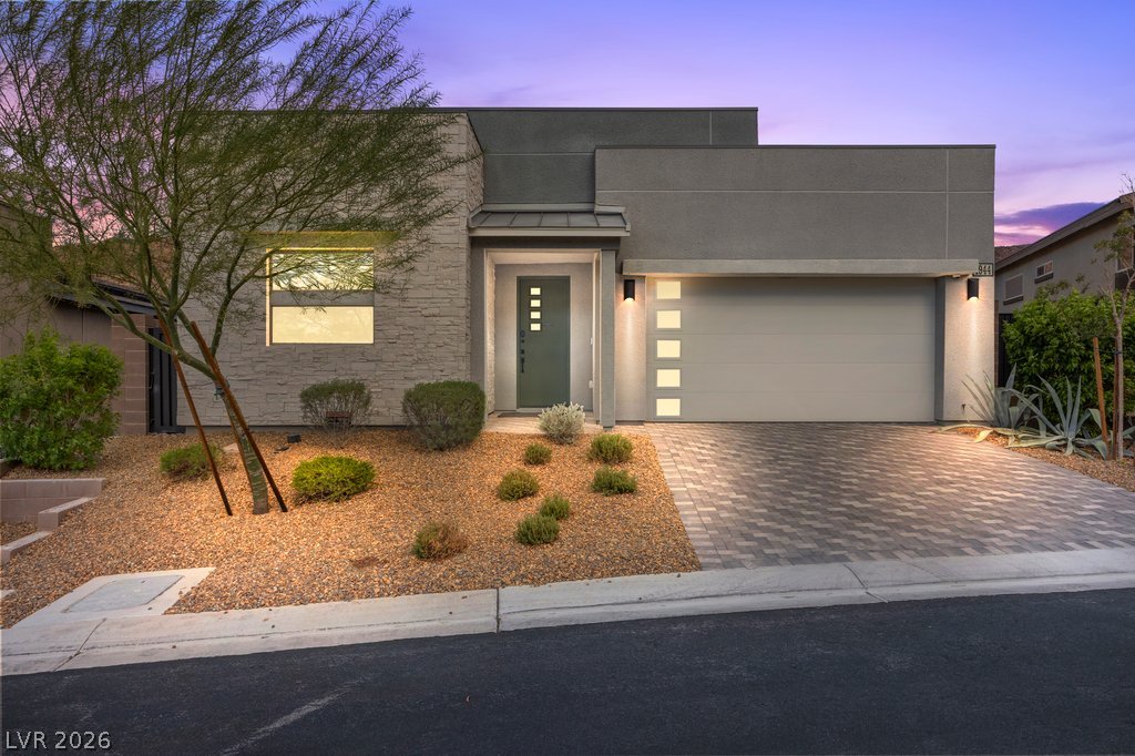 1944 Regal Bluff Drive — photo