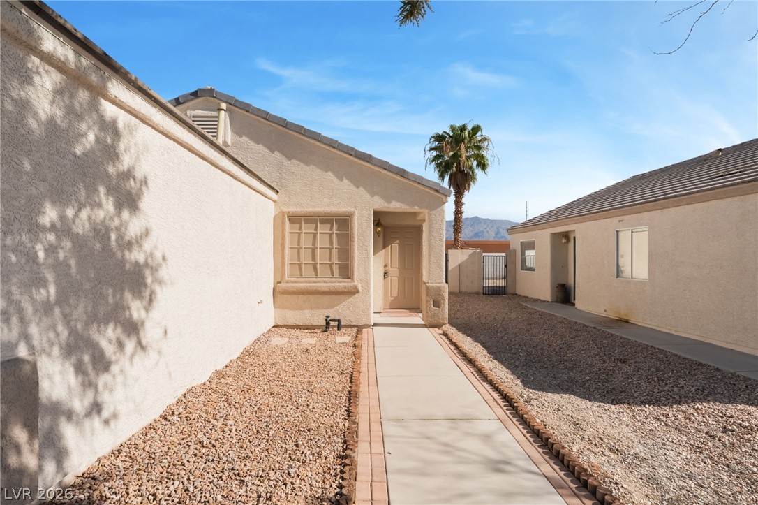 5424 Eagle Claw Avenue — photo