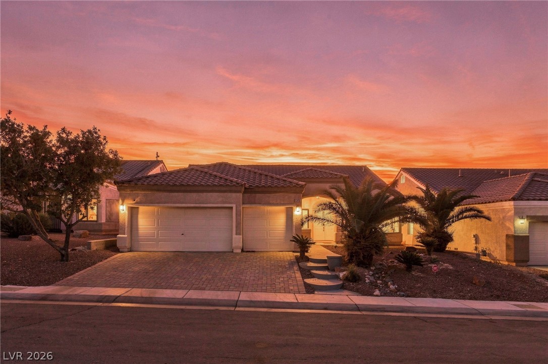 5908 Buena Tierra Street — photo