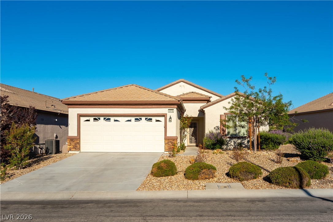2576 Jada Drive — photo