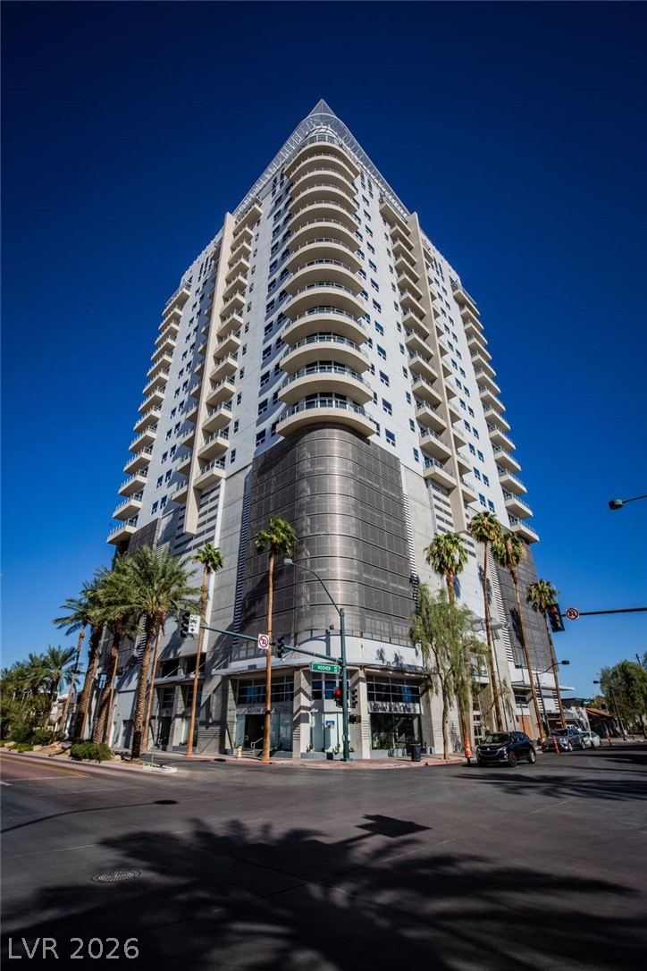 200 Hoover Avenue Unit 1401 — photo