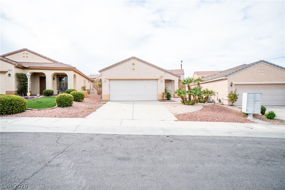 579 Cypress Gardens Place — photo