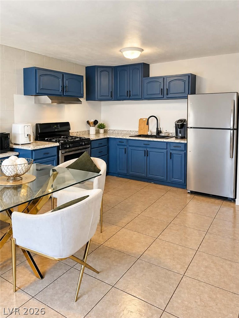714 East Nelson Avenue Unit B — photo
