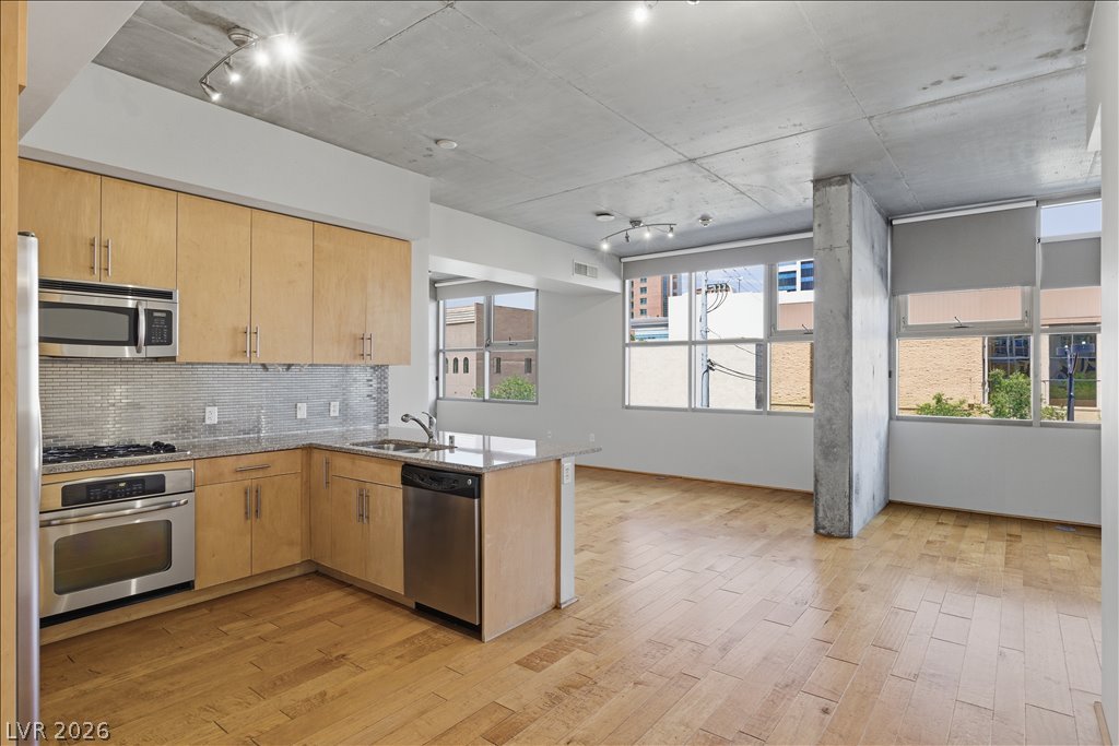 353 East Bonneville Avenue Unit 295 — photo