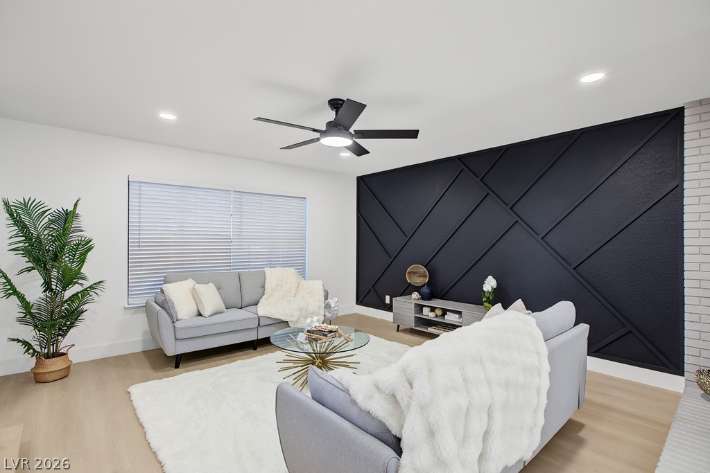 2371 Pickwick Drive — photo