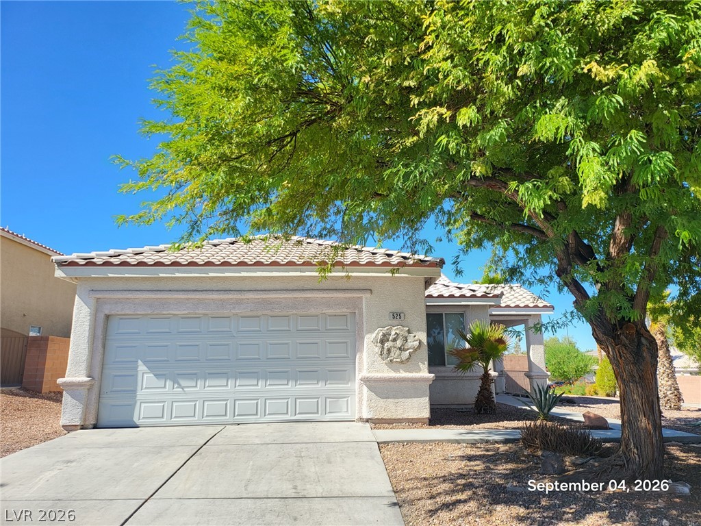 525 Siberia Street — photo