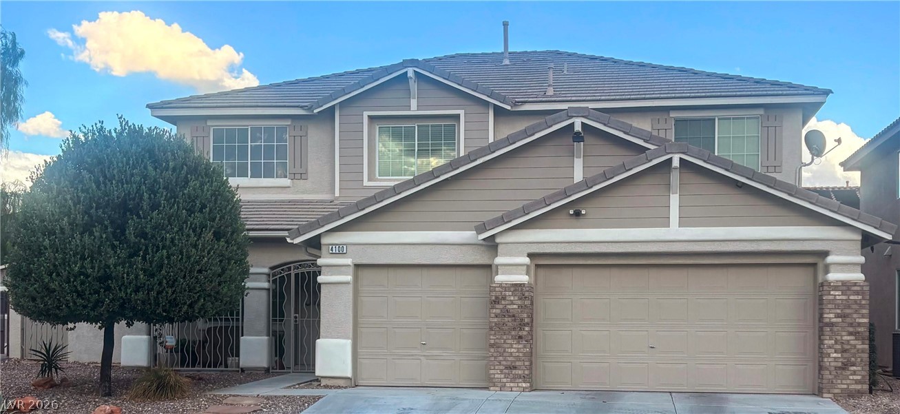4100 Apache Wing Street — photo