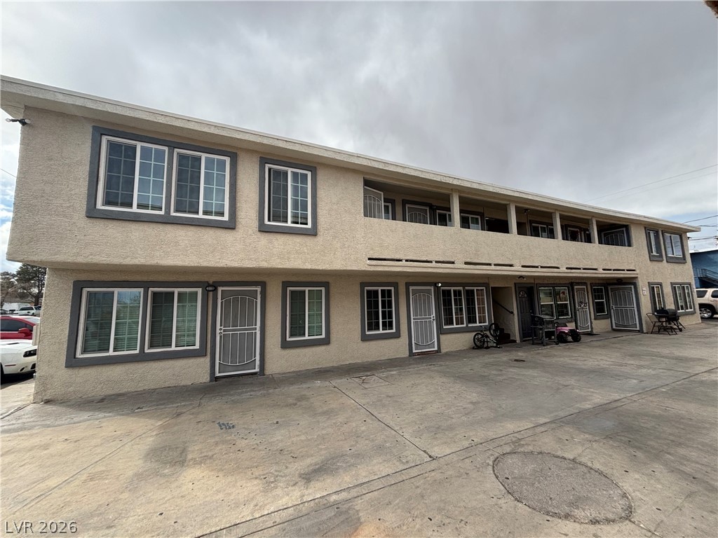 1420 Putnam Avenue Unit 6 — photo